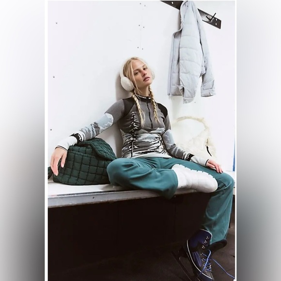 NWT FP Movement Verbier 1/2 Zip - Picture 4 of 9